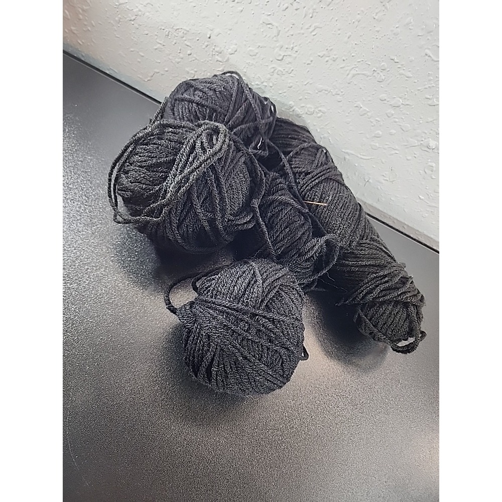 Mixed Lot Yarn 13oz Shades of Black Knitting Crochet Craft‎ Yarn